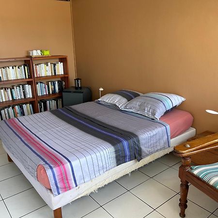 Pelikan Chambres D'Hotes 푸앵트아피트르 객실 사진