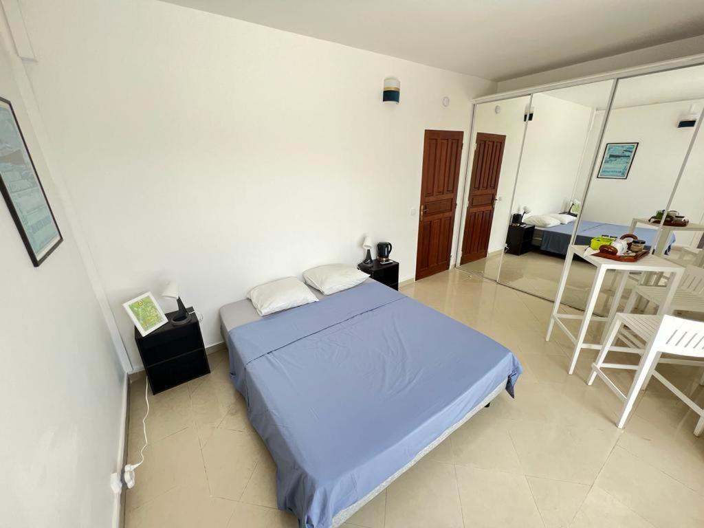 Pelikan Chambres D'Hotes 푸앵트아피트르 외부 사진